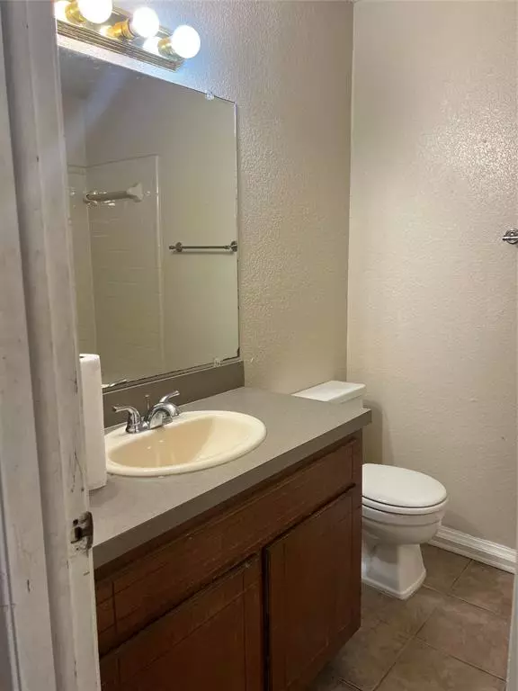 Oklahoma City, OK 73135,4615 N Creek ct CT