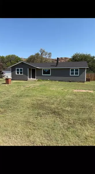 307 E 6th ST, Granite, OK 73521