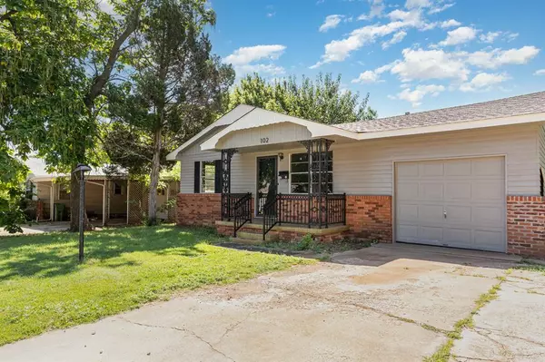 Yukon, OK 73099,102 Glenda DR