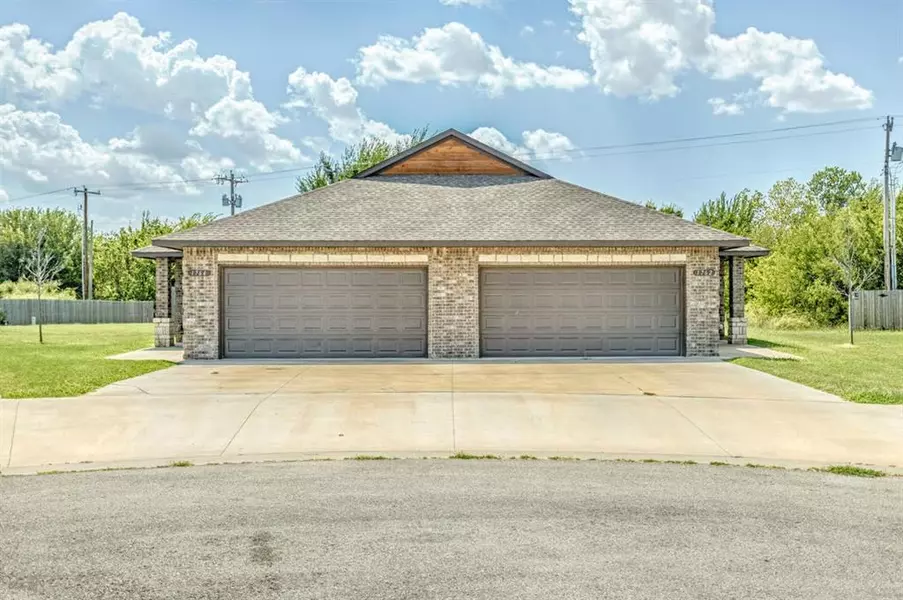 1764 Eighty Niner TER, El Reno, OK 73036