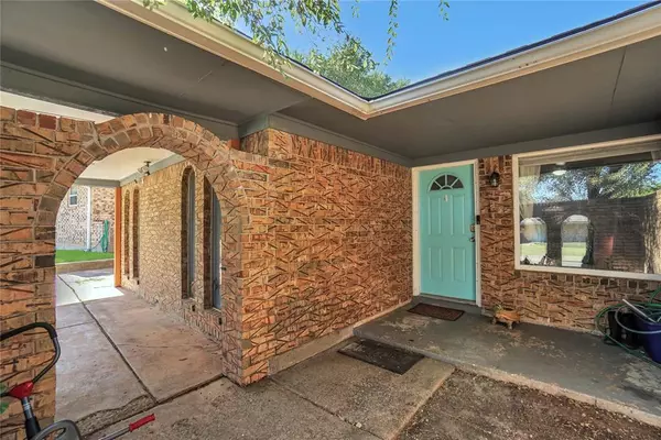 Lawton, OK 73505,325 NW 63rd ST