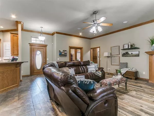 Tuttle, OK 73089,405 W Ponderosa DR