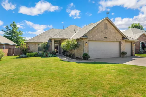 Edmond, OK 73003,2824 Stonebrook RD