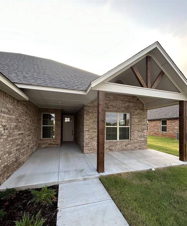 806 Manzano DR, Norman, OK 73071