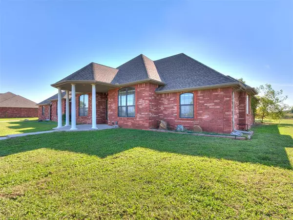 2600 Shoreline DR, Norman, OK 73026