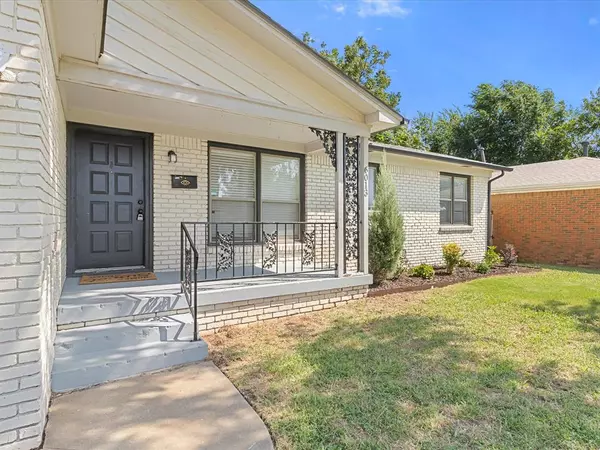 Warr Acres, OK 73122,6013 NW 55th ST