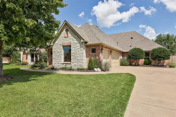 Moore, OK 73160,3000 Monica LN