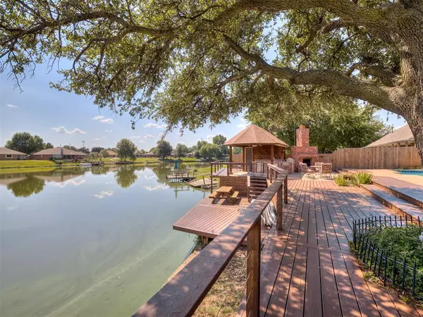 Oklahoma City, OK 73162,10320 Mantle DR