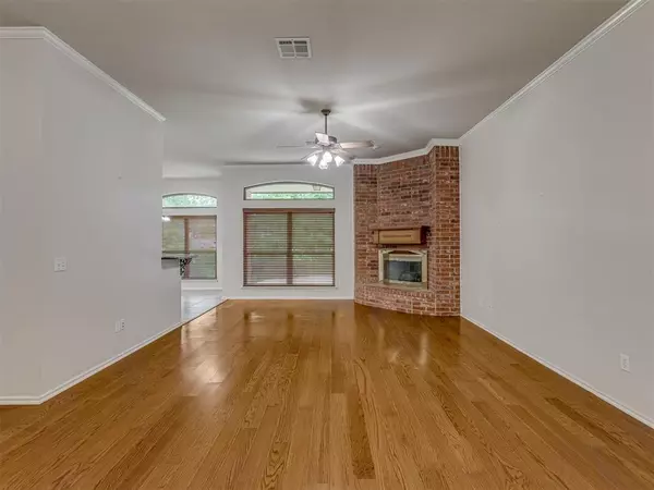 Edmond, OK 73034,2609 Bedford CIR