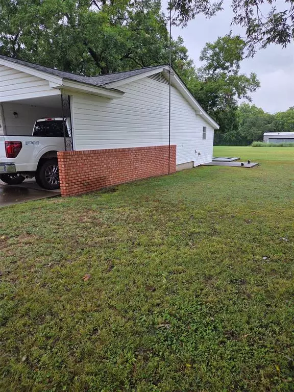 Prague, OK 74864,1505 Pastusek AVE