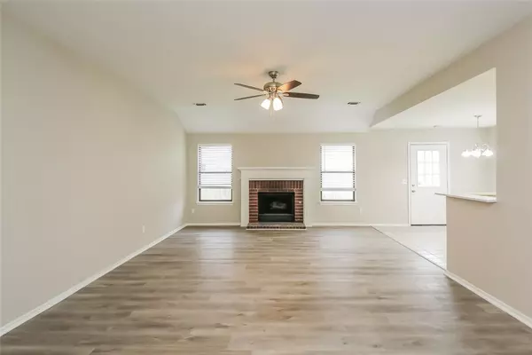 Oklahoma City, OK 73135,6104 SE 84th ST