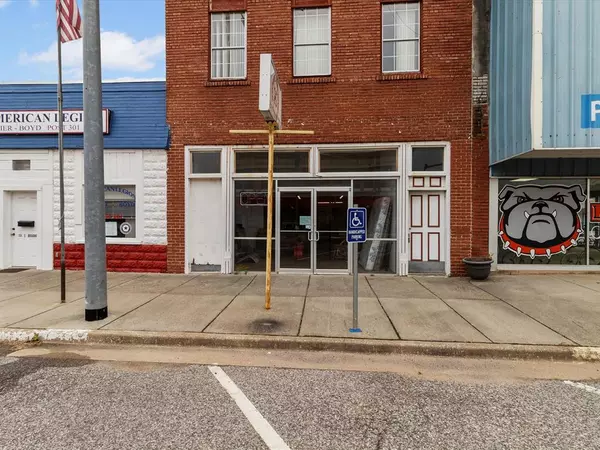 Lexington, OK 73051,102 E Broadway ST