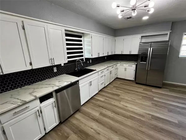 Altus, OK 73521,916 N Lee ST