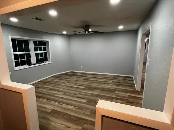 Altus, OK 73521,916 N Lee ST