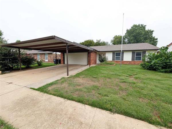 1609 NE 4th ST, Moore, OK 73160