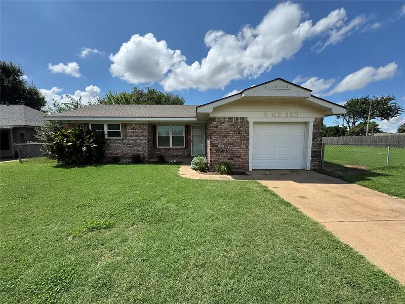 5 NE 3rd ST, Tuttle, OK 73089