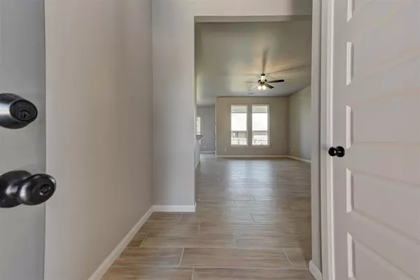 Mustang, OK 73064,1935 W Flintlock WAY