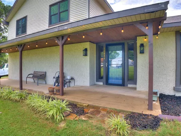 16644 E Kings PL, Inola, OK 74036