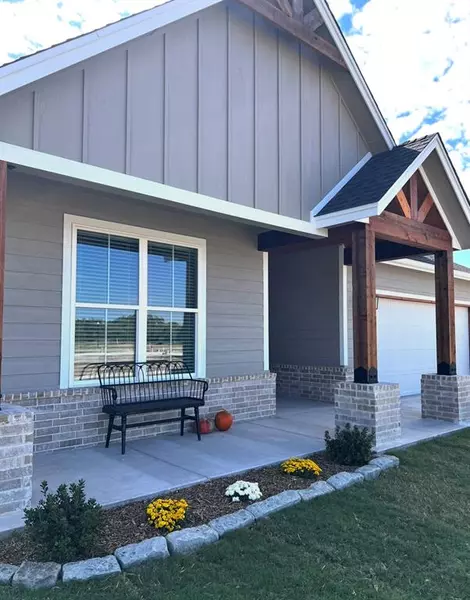 507 Blue Bird RD, Shawnee, OK 74804