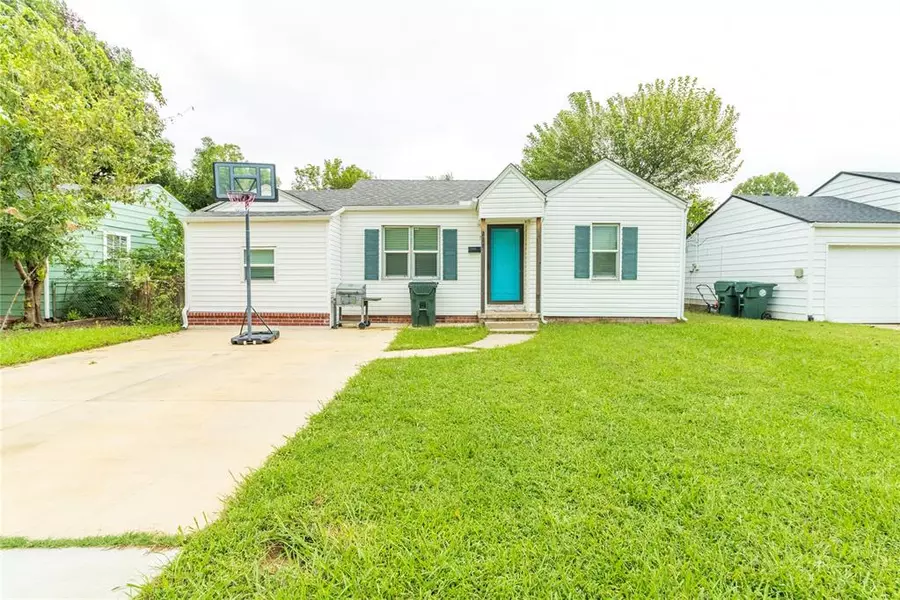 217 E Douglas DR, Midwest City, OK 73110
