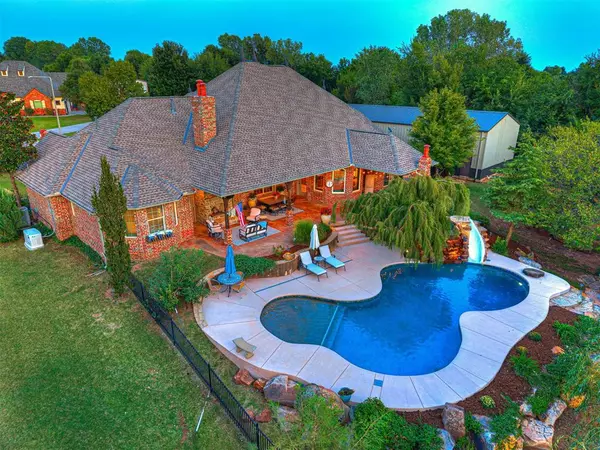 2215 Blackberry RUN, Newcastle, OK 73065