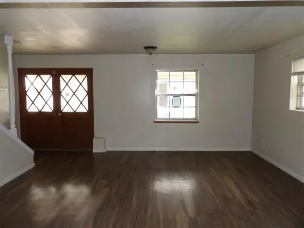 Mustang, OK 73064,350 W Elder DR