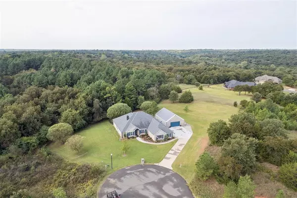 Choctaw, OK 73020,9917 Whitney CT