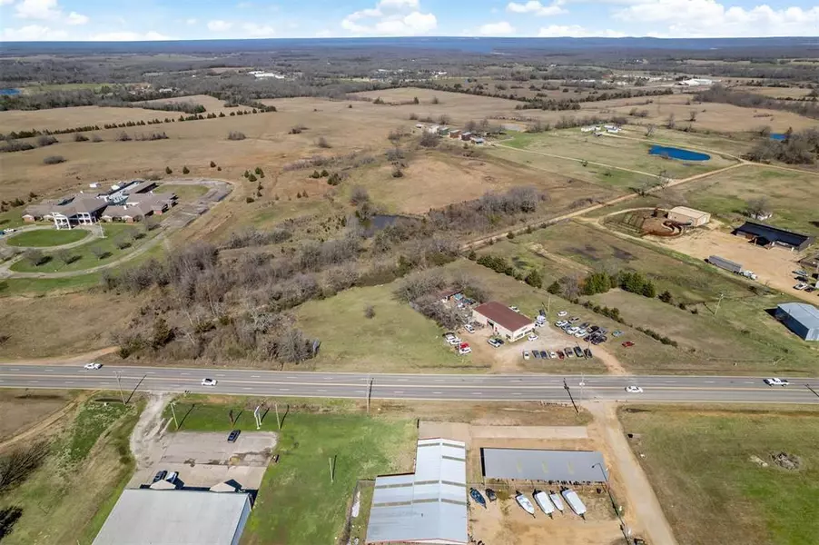 2905 E Jackson ST, Hugo, OK 74743