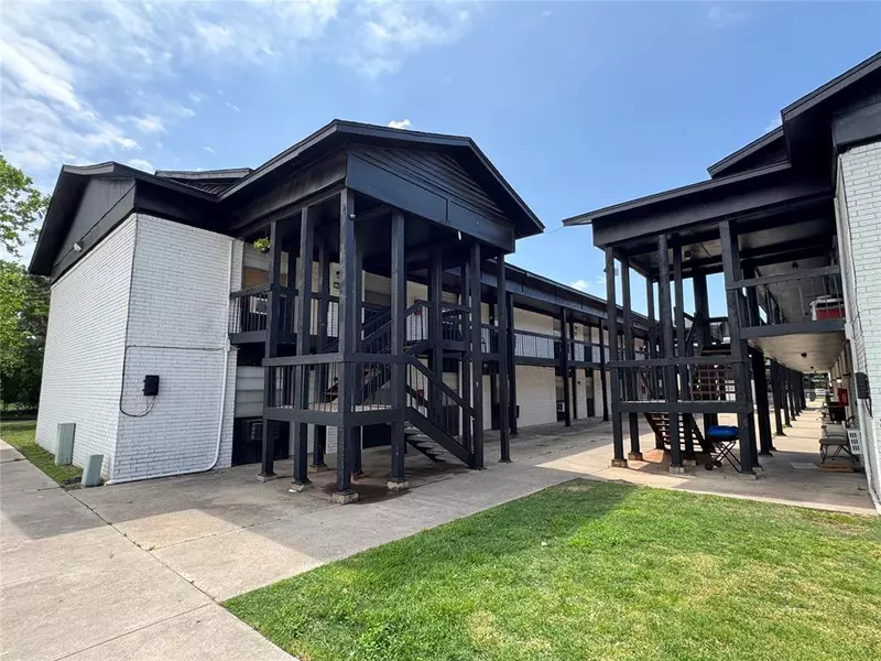 1309 NW Baldwin AVE, Lawton, OK 73507