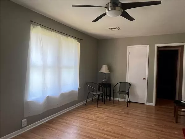 Yukon, OK 73099,600 S 8th ST