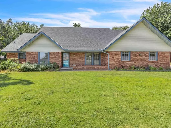 Edmond, OK 73013,3400 Barberry CT