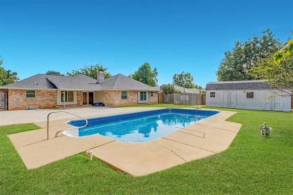 3501 Baird DR, Edmond, OK 73013