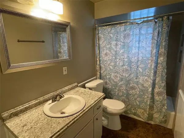 Oklahoma City, OK 73106,804 NW 21st ST