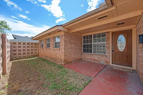 Del City, OK 73115,3032 Beechwood DR