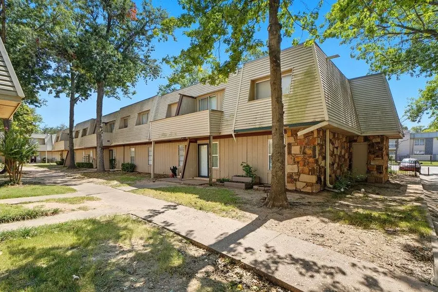 6612 S Zunis AVE #102, Tulsa, OK 74136