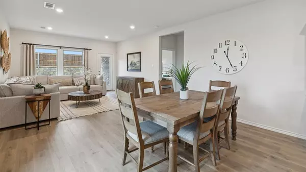 Oklahoma City, OK 73114,641 NE 107th ST