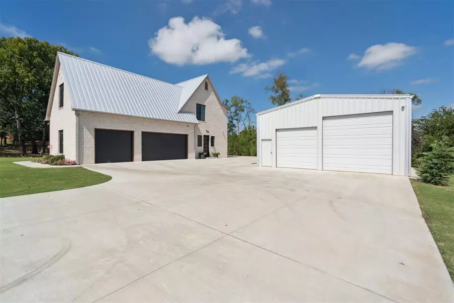 807 Colbert ST, Tuttle, OK 73089