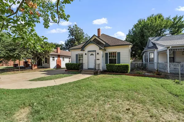 Guthrie, OK 73044,805 E Cleveland AVE