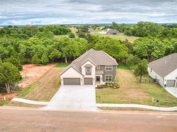 8104 Goldfinch DR, Guthrie, OK 73044