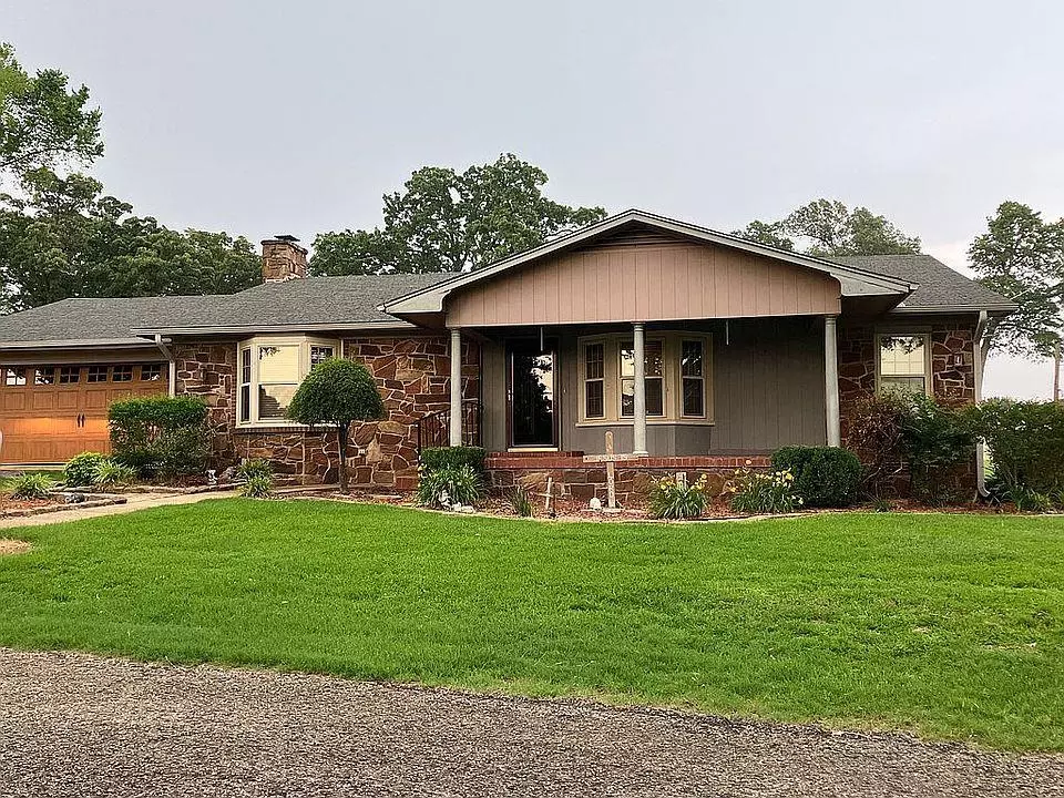 Hugo, OK 74743,1189 N 4220 RD