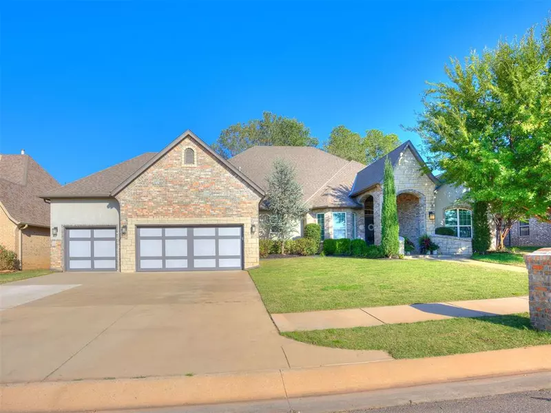 10404 Cherrywood DR, Oklahoma City, OK 73151