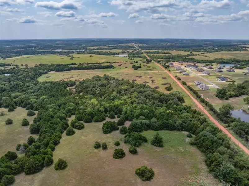 1001 N Anderson RD, Guthrie, OK 73044