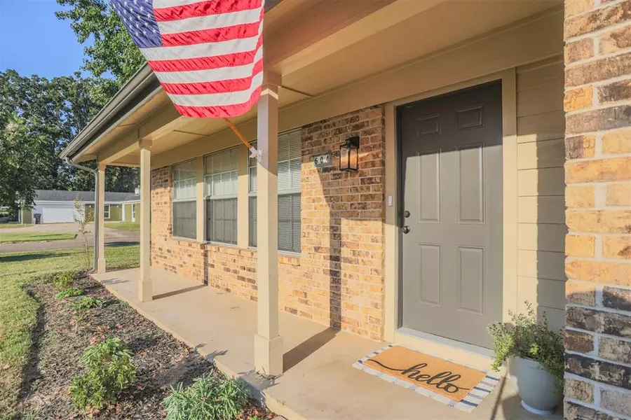 604 Manchester DR, Idabel, OK 74745