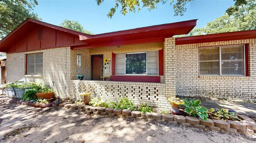 51 Quail DR, Healdton, OK 73438