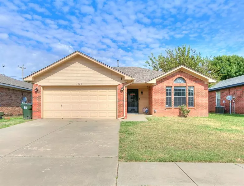 1425 Forest Glenn CIR, Norman, OK 73071