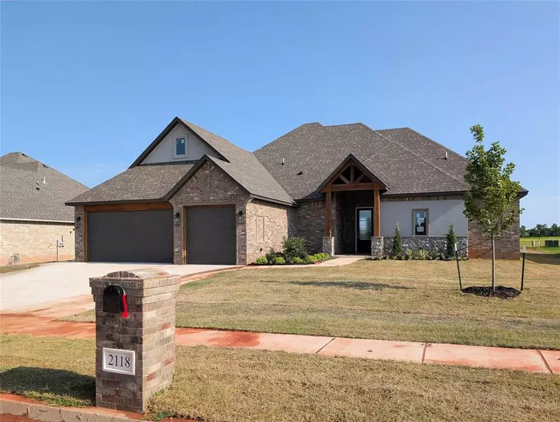 2118 W Cole DR, Mustang, OK 73064