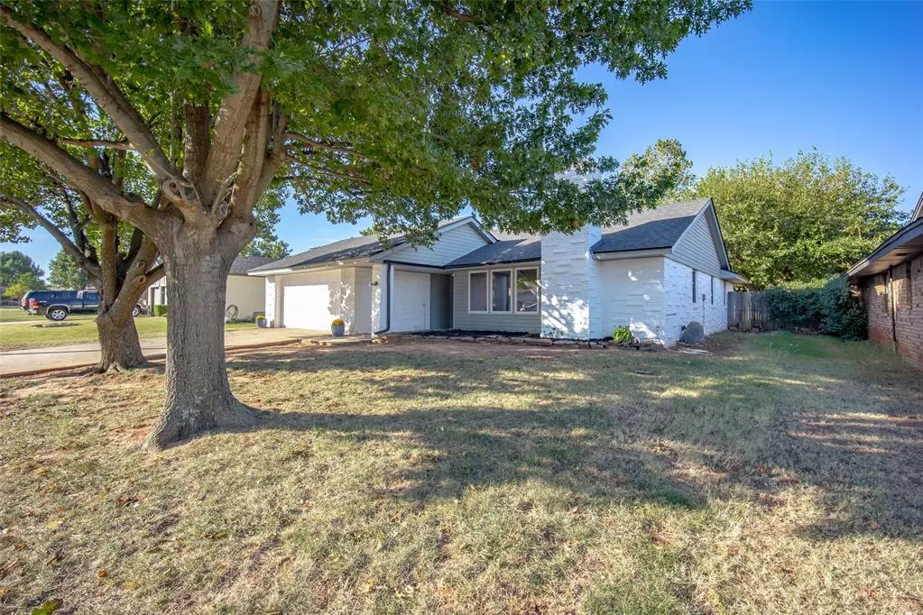 Oklahoma City, OK 73132,8933 Tilman DR