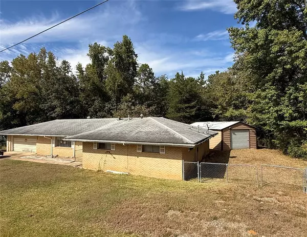 510 W Adams ST, Broken Bow, OK 74728