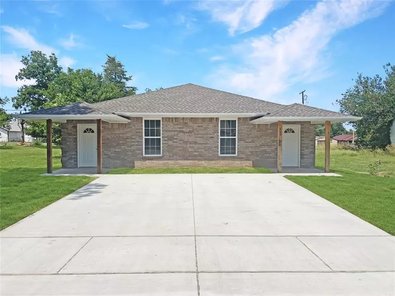 805 SW Summit AVE #B, Lawton, OK 73501