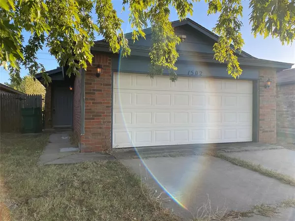 1502 SW 96th ST, Oklahoma City, OK 73159